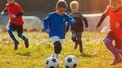 TVB小生马国明庆生送祝福，被网友讽诚意不足